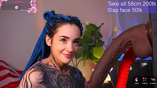 Snapshot of EvaCanton chatting on 9, 7, 2026 EvaCanton online show from 9, 7, 2026