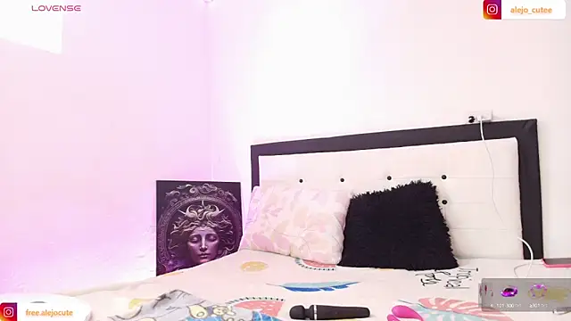 alejo cute online show from 5, 1, 2025