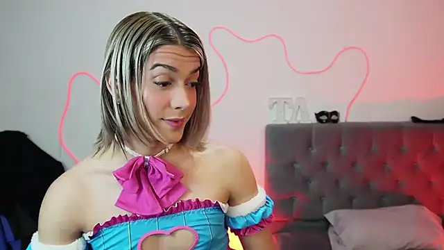 tay ler3 online show from 12, 12, 2024