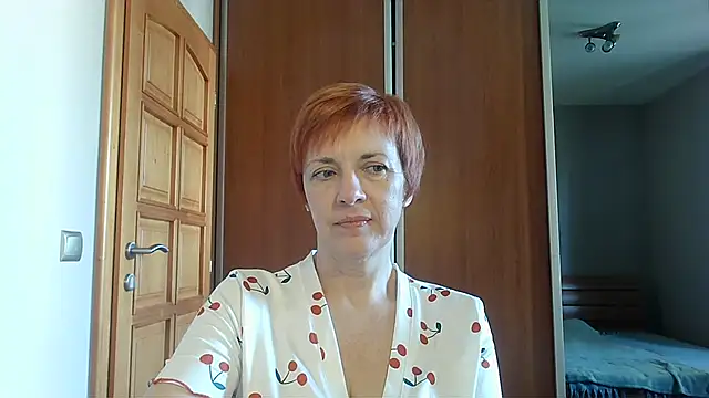 LoraLoraMay online show from 25, 5, 2026