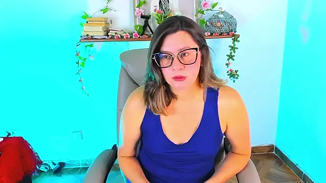 Chanelll Taylorr  online show from 5, 3, 2026