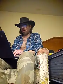 Snapshot of Geaux_Again chatting on 10, 1, 2025 Geaux Again online show from 10, 1, 2025