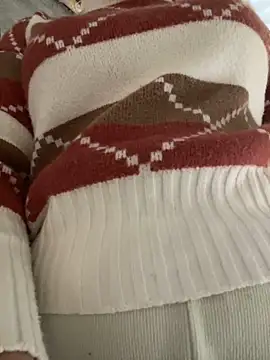 Snapshot of Milk_Mom99 chatting on 20, 12, 2024 Milk Mom99 online show from 20, 12, 2024