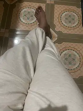 Snapshot of Milk_Mom99 chatting on 20, 12, 2024 Milk Mom99 online show from 20, 12, 2024