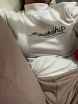 Snapshot of Milk_Mom99 chatting on 19, 3, 2025 Milk Mom99 online show from 19, 3, 2025