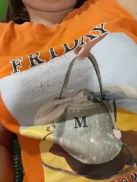 Snapshot of Milk_Mom99 chatting on 12, 10, 2025 Milk Mom99 online show from 12, 10, 2025