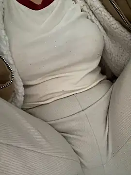 Milk Mom99 online show from 13, 11, 2025