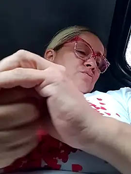 natally ross21 online show from 9, 2, 2025