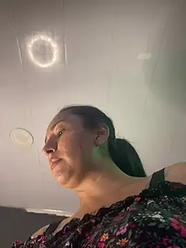 luna asss online show from 10, 2, 2026