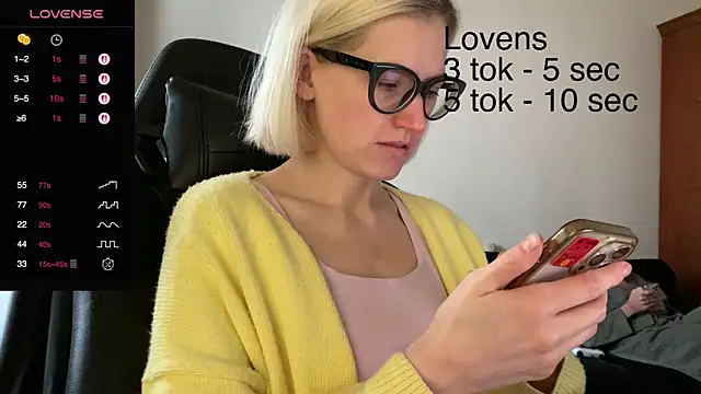 Sexy Sweets online show from 25, 10, 2025