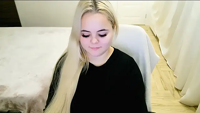 lovely-eyes online show from 2, 12, 2024