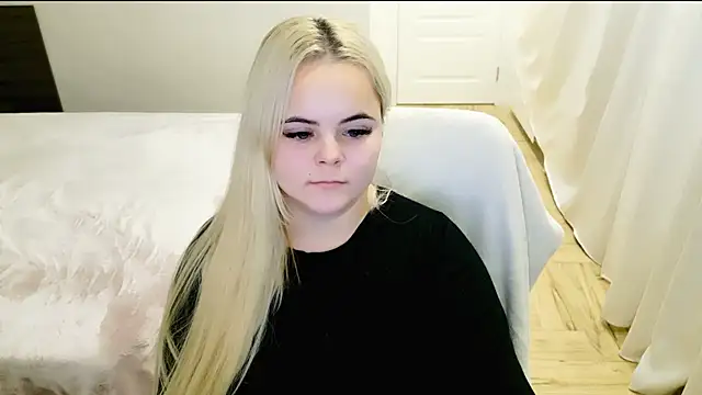 lovely-eyes online show from 2, 12, 2024