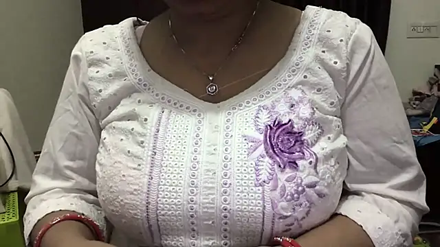 Gulaboo bhabi online show from 3, 2, 2025