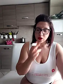 carolyne2023 online show from 18, 1, 2026