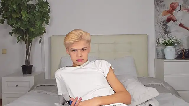 Felix Rey online show from 7, 2, 2025