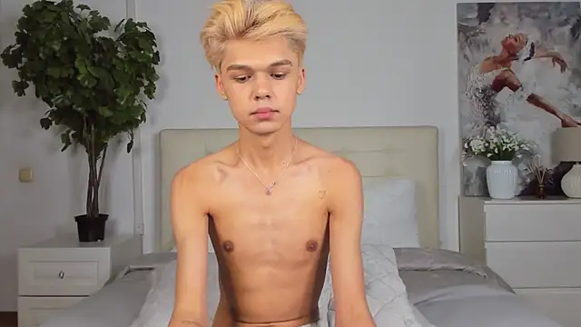 Felix Rey online show from 8, 2, 2025