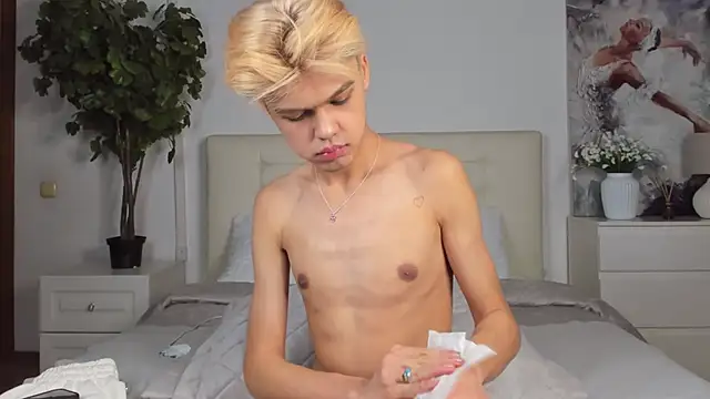 Felix Rey online show from 9, 2, 2025