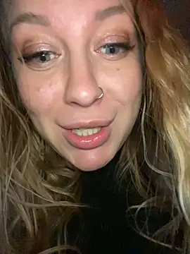 Snapshot of Sweet___Emily chatting on 14, 1, 2025 Sweet Emily online show from 14, 1, 2025