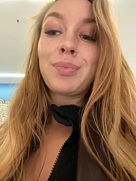 Snapshot of Sweet___Emily chatting on 11, 2, 2025 Sweet Emily online show from 11, 2, 2025