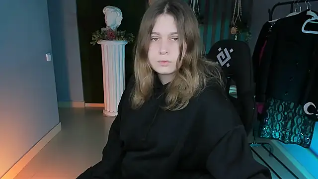 FioraMarmoris online show from 1, 3, 2025