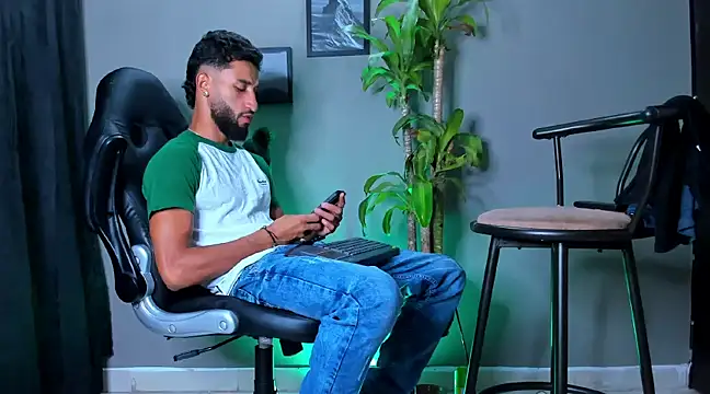 Damian 022 online show from 27, 12, 2024