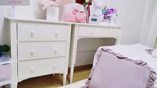 maii- online show from 20, 4, 2026