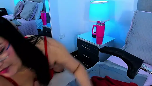 Samantha  Vega online show from 10, 1, 2026