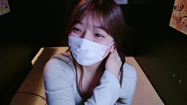 Snapshot of HaruruHappy chatting on 5, 4, 2026 HaruruHappy online show from 5, 4, 2026