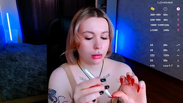 Snapshot of Blueberry-baby chatting on 22, 2, 2025 Blueberry-baby online show from 22, 2, 2025