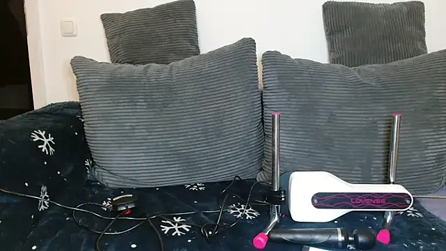 Jasmin-White online show from 7, 1, 2026