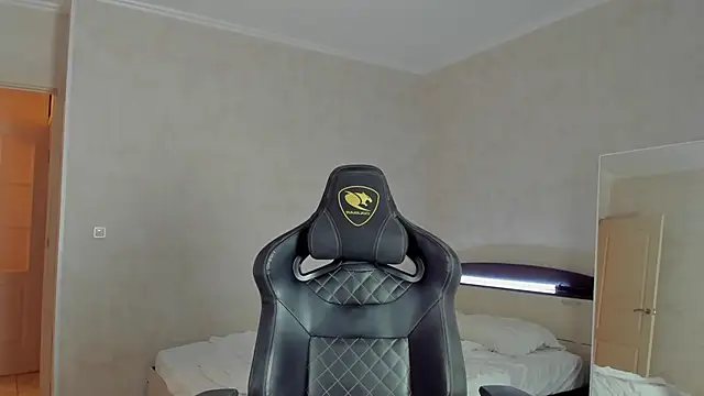 Snapshot of MasonWarholl chatting on 27, 12, 2024 MasonWarholl online show from 27, 12, 2024