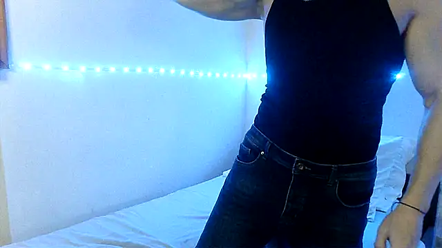 Snapshot of Alexx_Fit023 chatting on 13, 12, 2024 Alexx Fit023 online show from 13, 12, 2024