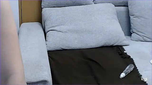 VioletaFlower7 online show from 17, 3, 2026