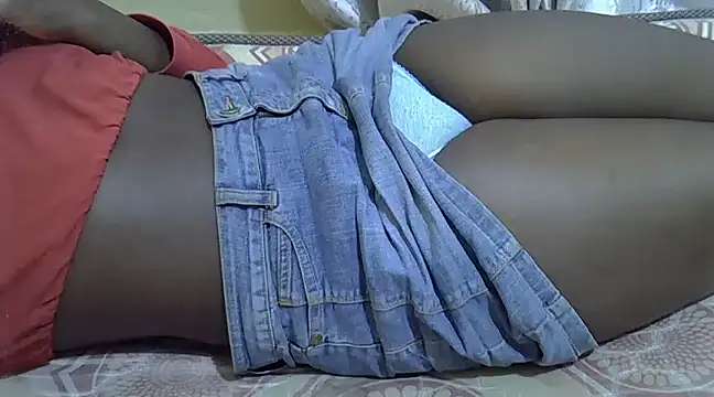 naughtycate  online show from 25, 2, 2025