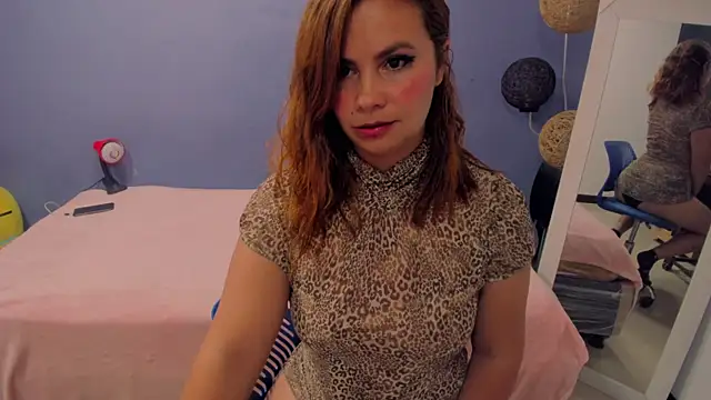 Snapshot of gigi_stephans chatting on 10, 2, 2025 gigi stephans online show from 10, 2, 2025