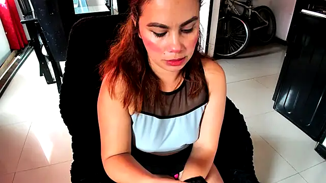 Snapshot of gigi_stephans chatting on 20, 2, 2025 gigi stephans online show from 20, 2, 2025
