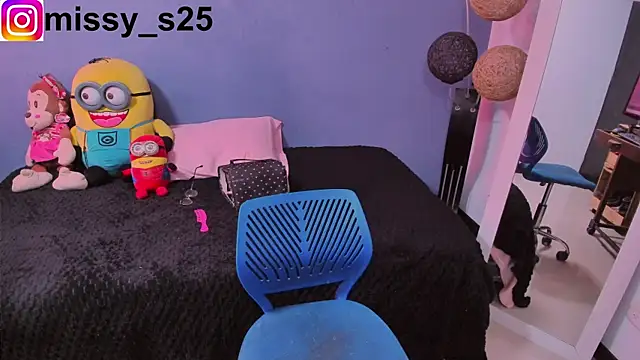 Snapshot of gigi_stephans chatting on 12, 9, 2025 gigi stephans online show from 12, 9, 2025