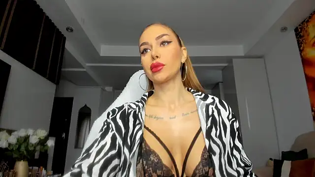 Snapshot of Alessa_Burns chatting on 28, 2, 2025 Alessa Burns online show from 28, 2, 2025