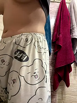 Snapshot of Romsticks chatting on 10, 10, 2025 Romsticks online show from 10, 10, 2025