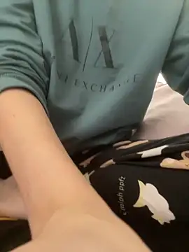 Snapshot of Romsticks chatting on 15, 12, 2025 Romsticks online show from 15, 12, 2025