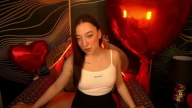 Snapshot of MonAmourrrR chatting on 22, 2, 2025 MonAmourrrR online show from 22, 2, 2025