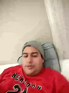 Snapshot of antoniovento chatting on 21, 11, 2025 antoniovento online show from 21, 11, 2025