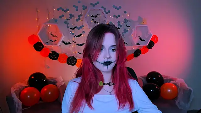 liana kisses online show from 24, 10, 2025