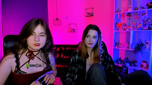 liana kisses online show from 7, 2, 2026