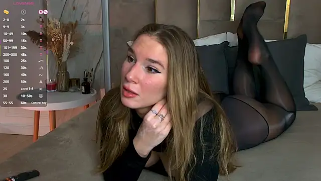 LeslieMines online show from 28, 11, 2025