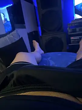 Snapshot of MatthewEmme chatting on 26, 11, 2025 MatthewEmme online show from 26, 11, 2025