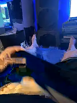 Snapshot of MatthewEmme chatting on 2, 12, 2025 MatthewEmme online show from 2, 12, 2025