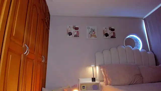 martinaaricci online show from 13, 1, 2026