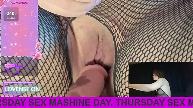 PernillaGirl online show from 20, 11, 2025