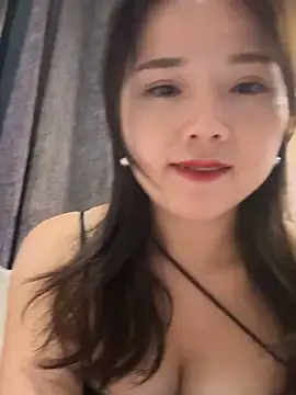 Snapshot of Efangfang chatting on 1, 1, 2025 Efangfang online show from 1, 1, 2025